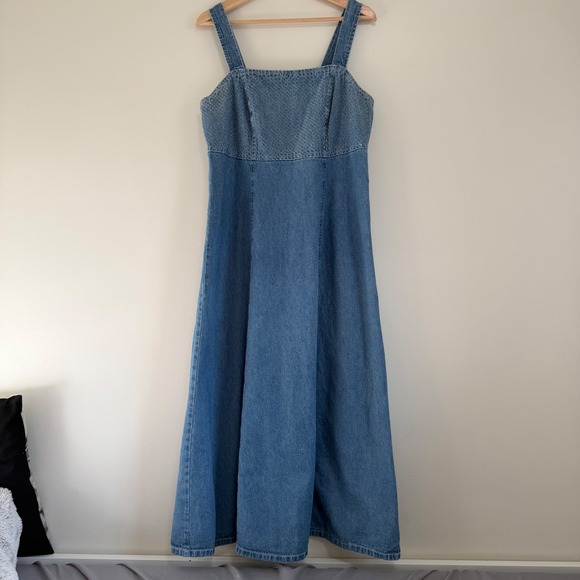 Sketches Dresses & Skirts - Sketches Clothing Vintage 100% Cotton Denim Eyelet Detailed Maxi Dress Size 10